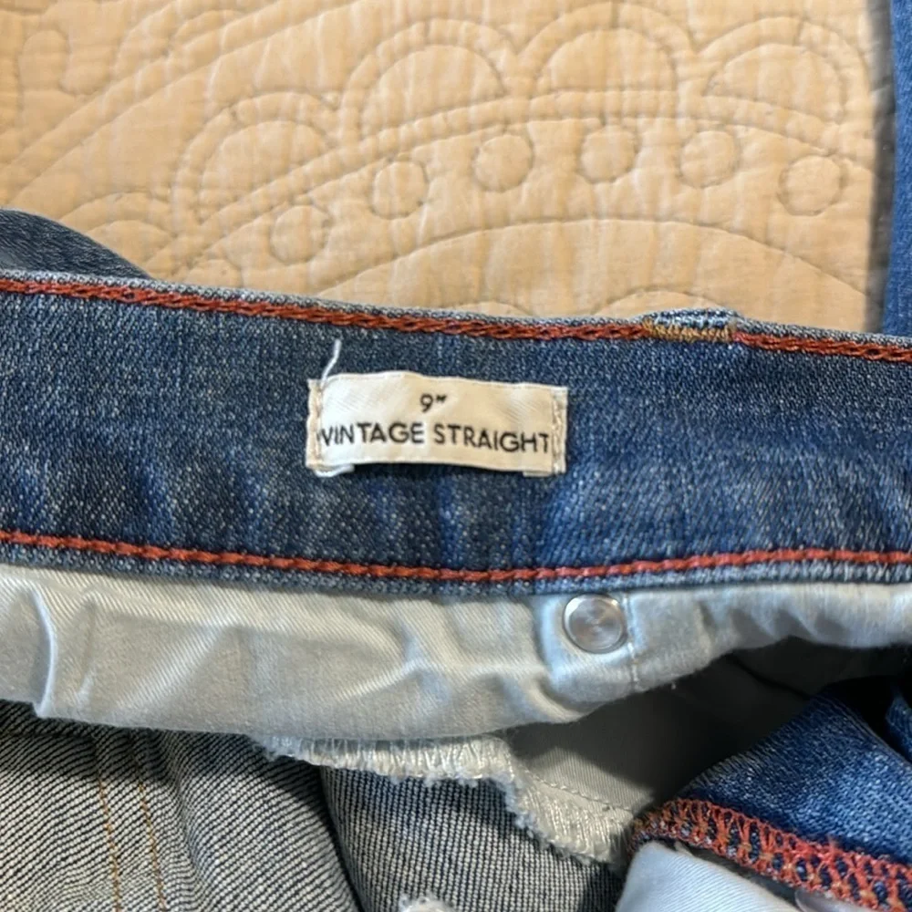 J Crew Denim Woman’s 9” Raw Hem Cropped Straight Jean